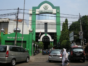 Belanja sambil Belajar di Masjid Agung Al-A’raf, Wali Songo
