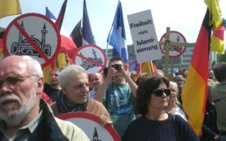 Demo Anti-Islam di Jerman