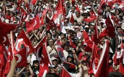 Sekuleris Turki Tuntut Erdogan Mundur 