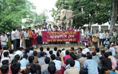 Lulusan Madrasah di Bangladesh Protes Kebijakan Diskriminatif Dhaka University