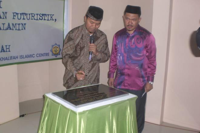 Ketua MPR Resmikan Islamic Center dan Masjid Al-Khalifah