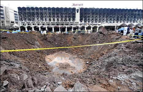 Intelejen Pakistan-AS Cari Petunjuk Dalang Serangan Bom di Hotel Marriot, Islamabad