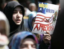Obama Melakukan Kunjungan Pertama ke Negeri Muslim