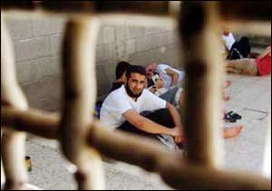 Israel Membebaskan Tahanan Palestina