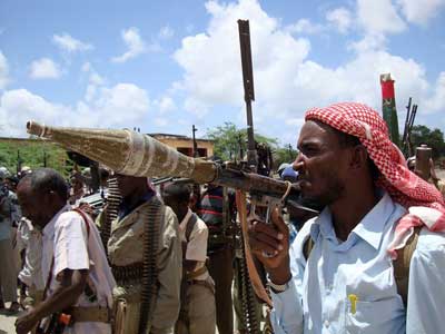 Perang Memanas, Ribuan Penduduk Keluar  Mogadishu