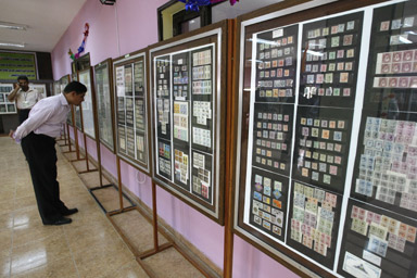 Pemerintah Irak Melarang Perangko  Saddam Hussein