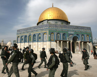 Polisi Israel Larang Warga Palestina Masuk ke Masjid Al-Aqsa