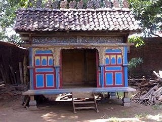 Keluarga Ustat