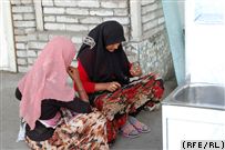 Kyrgyzstan Menjauhkan Anak-Anak Dari  Islam