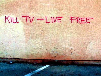 Empat Bulan Tanpa Siaran TV