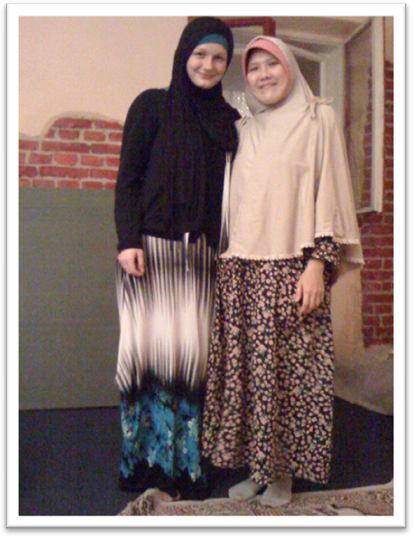 Fateema dan Saya ketika bersiap-siap pulang seusai berbuka puasa bersama