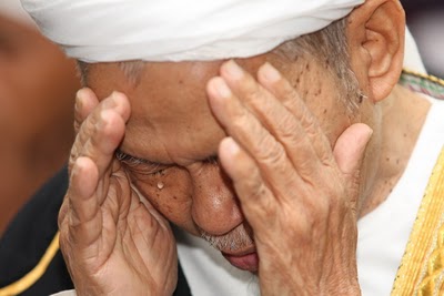 Tangisan Sehat Dalam Belaian-Nya