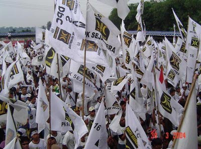 Mengapa Takut pada PKS?