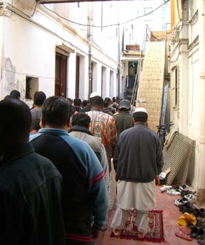  Misionaris Kristen Intai Muslim Maroko