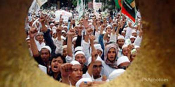 Ormas Islam: 1 Maret Ahmadiyah Harus Bubar