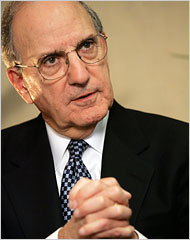 Siapakah George Mitchell?