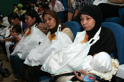 Kenapa harus ASI Ekslusif 6 Bulan