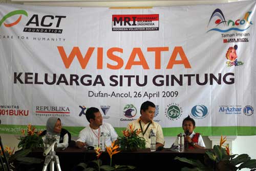 205 Anak Korban Situ Gintung Berwisata di Dufan