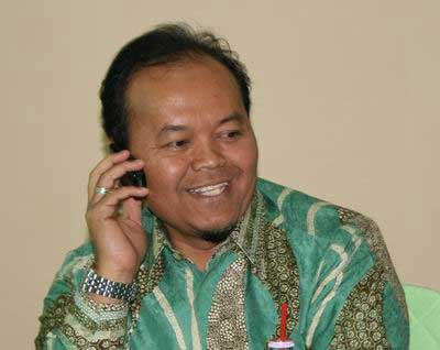 Berdampingan dengan SBY,  Hidayat Siap Menerima Takdir Allah