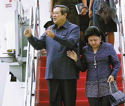Rp 19,5 Triliun Habis Hanya Buat Jalan-Jalan Pejabat