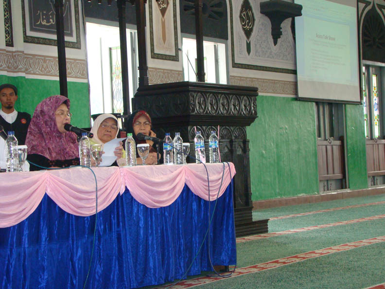 Menkes Soal Vaksin Meningitis : Halal Haram Wilayah Ulama!