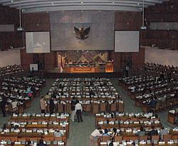 Adu Strategi Menjelang Keputusan Akhir Century