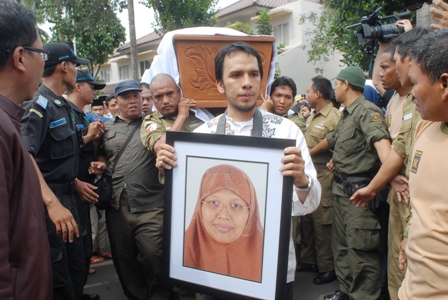 Bu Yoyoh Pernah Diajak Besanan Oleh Ibu Warga Palestina