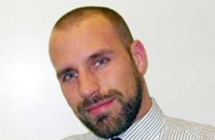 Nourdeen Wilderman,  Mualaf  yang Pelopori Database Masjid di Belanda