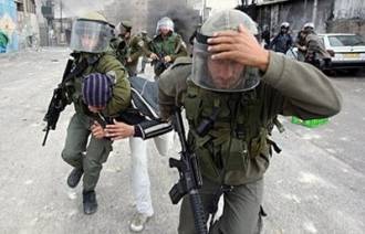 Warga Palestina di Tepi Barat Kembali Bentrok dengan Polisi Israel