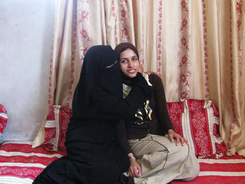 Muslimah Gaza,  Belajar 10 Jam Sehari