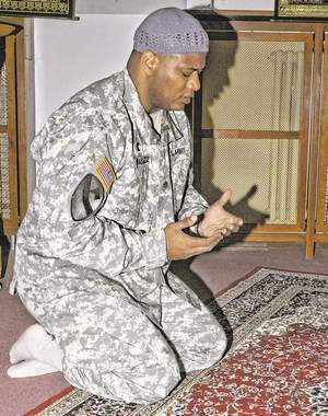 Mualaf itu Jadi Ustaz di Kemiliteran AS Setelah Ditolak Jadi Opsir