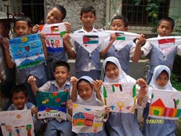 Siswa SD Juara Rumah Zakat Dukung Palestina