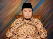 Didin Hafidhuddin: Penyaluran Zakat itu Harus Bermartabat