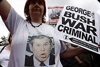 Aktivis Anti-Perang Minta Kejagung AS Tuntut Bush-Cheney
