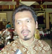 Almuzammil Yusuf: DPR Harus Segera Respon Dugaan Judi Anggota DPR