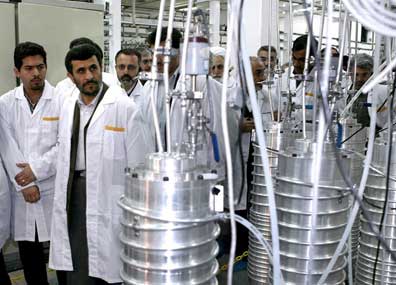 AS Jatuhkan Sanksi Sepihak Pada Lima Lembaga Iran