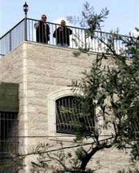 Ultra Nasionalis Yahudi Usir dan Rampas Rumah-Rumah Milik Warga Palestina di Al-Quds