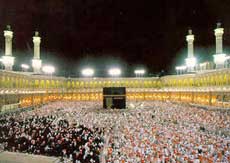 Aktivis Perempuan Arab Saudi Protes Larangan Sholat di Dekat Ka'bah