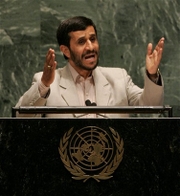 Ahmadinejad Balas Pidato Bush, Kebijakan AS Dikritik Habis-Habisan