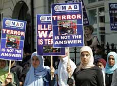 Muslim Inggris Tolak Undang-Undang Anti Terorisme yang Baru