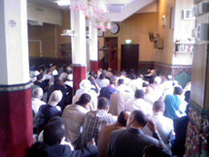 Masjid Darul Hijrah di Rotterdam Dibanjiri Pengunjung Warga Muslim Belanda