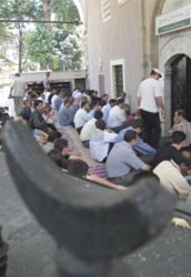 Masjid Diserang, Parlemen Bulgaria Buat Deklarasi