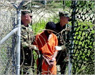 PM Inggris Tony Blair Dukung Penutupan Kamp Guantanamo