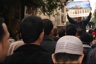 Unjuk Rasa untuk Al-Aqsha, Massa dan Polisi Mesir Bentrok di  Masjid Al-Azhar