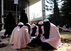 Bongkar Masjid-Masjid, Pemerintah Pakistan Menuai Protes