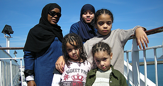 Panasnya Perdebatan Jilbab di Irlandia