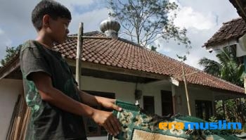 Komando Laskar Islam Minta Warga Ahmadiyah Tak Cantumkan Islam di KTP