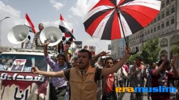 Warga Yaman Serukan Pembersihan Loyalis Saleh dari Pemerintahan