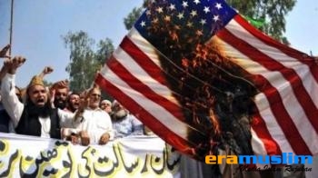 Maraknya Demo Anti AS, Untungkan Penjual Bendera AS di Pakistan