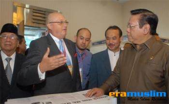 Indonesia Halal Expo 2012 Dibuka